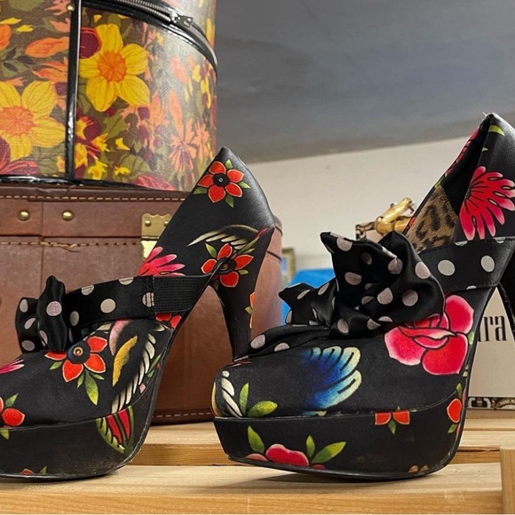 Meet your Posher, Traci - Picture 14 of 16